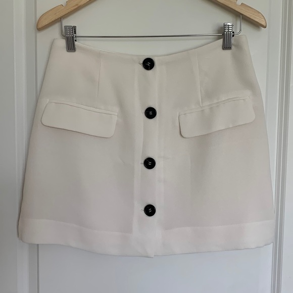 Forever 21 Women’s Mini Skirt Winter White L - Picture 1 of 5